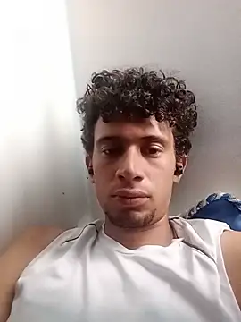 Snapshot of El_CharlyX69X chatting on 15, 6, 2026 El CharlyX69X online show from 15, 6, 2026