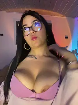 Snapshot of Lana_Hands chatting on 20, 6, 2026 Lana Hands online show from 20, 6, 2026