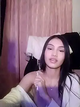 Snapshot of _BellaCute_ chatting on 3, 7, 2026 BellaCute online show from 3, 7, 2026