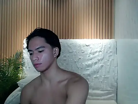Snapshot of horny_jamesxx chatting on 2, 6, 2026 horny jamesxx online show from 2, 6, 2026