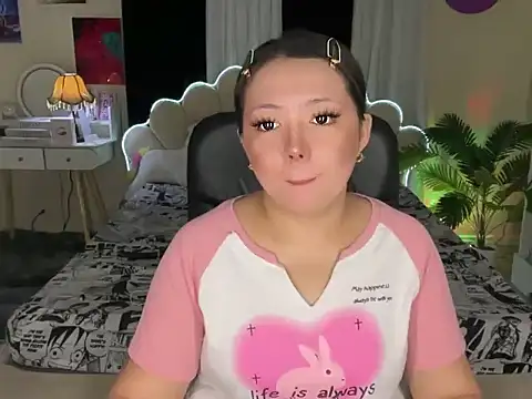 Snapshot of RingMyBelle chatting on 16, 5, 2026 RingMyBelle online show from 16, 5, 2026