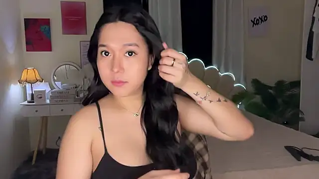 Snapshot of RingMyBelle chatting on 5, 6, 2026 RingMyBelle online show from 5, 6, 2026