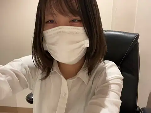 Snapshot of miniminimo_o chatting on 2, 6, 2026 miniminimo o online show from 2, 6, 2026