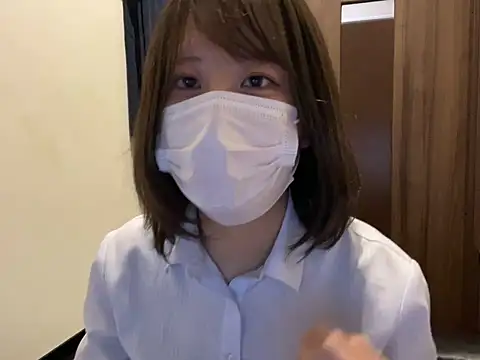Snapshot of miniminimo_o chatting on 7, 6, 2026 miniminimo o online show from 7, 6, 2026