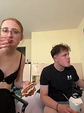 LauraundSteve  online show from 10, 7, 2026