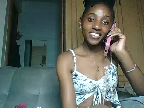 Snapshot of Velvet_peach chatting on 19, 5, 2026 Velvet peach online show from 19, 5, 2026
