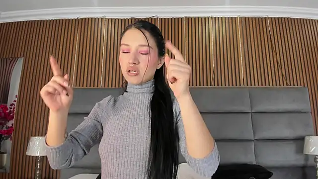 Snapshot of SophiieCalloway1 chatting on 9, 7, 2026 SophiieCalloway1 online show from 9, 7, 2026