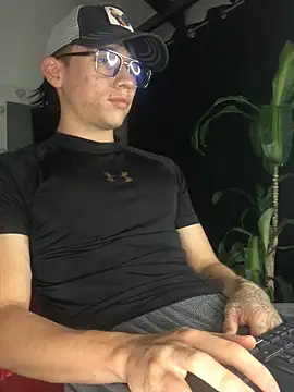 Snapshot of Salvatore_angelo chatting on 27, 5, 2026 Salvatore angelo online show from 27, 5, 2026