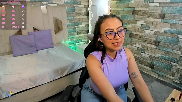 Snapshot of Amhira_Tay chatting on 16, 6, 2026 Amhira Tay online show from 16, 6, 2026