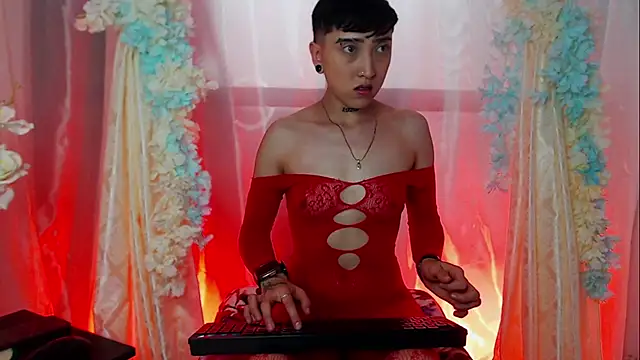 Snapshot of MAXYM_LUXE_ chatting on 1, 6, 2026 MAXYM LUXE online show from 1, 6, 2026