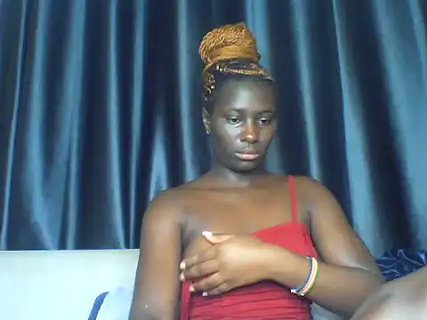 Snapshot of Sexxy_Melany_ chatting on 2, 7, 2026 Sexxy Melany online show from 2, 7, 2026