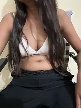 Snapshot of Poonam-Ray chatting on 19, 6, 2026 Poonam-Ray online show from 19, 6, 2026