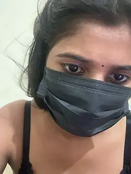 Snapshot of Poonam-Ray chatting on 24, 7, 2026 Poonam-Ray online show from 24, 7, 2026