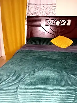Snapshot of sexy_girlyee chatting on 12, 6, 2026 sexy girlyee online show from 12, 6, 2026