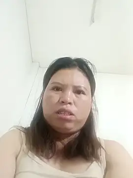 -Yeyi- online show from 4, 6, 2026