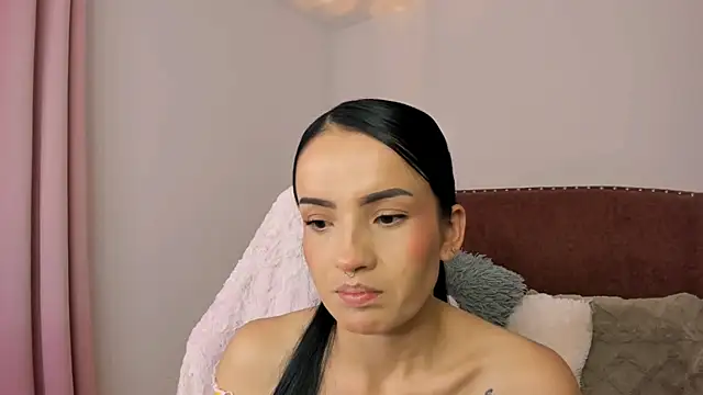whoissofy online show from 18, 5, 2026