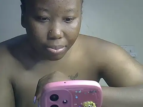 Snapshot of Curvy_nelly1 chatting on 30, 6, 2026 Curvy nelly1 online show from 30, 6, 2026