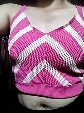 Snapshot of Jolie_69xx chatting on 25, 5, 2026 Jolie 69xx online show from 25, 5, 2026