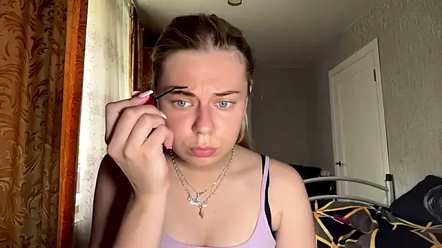 Snapshot of HoneysPiee chatting on 9, 7, 2026 HoneysPiee online show from 9, 7, 2026