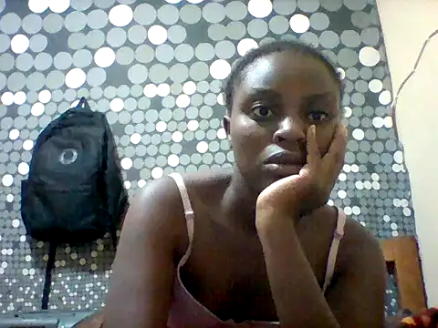 Snapshot of liligal chatting on 5, 7, 2026 liligal online show from 5, 7, 2026