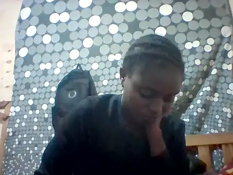 Snapshot of liligal chatting on 5, 7, 2026 liligal online show from 5, 7, 2026