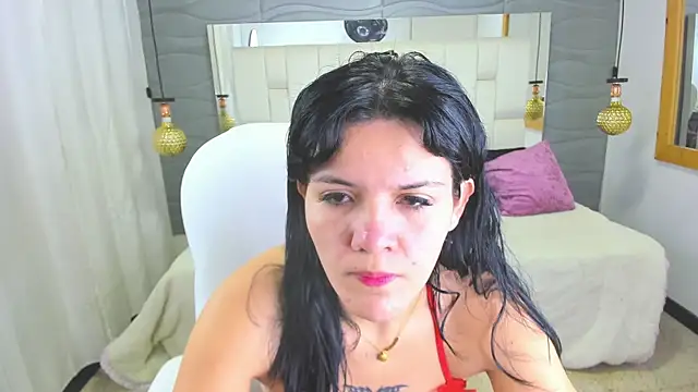 Lia  Kalifa online show from 3, 7, 2026