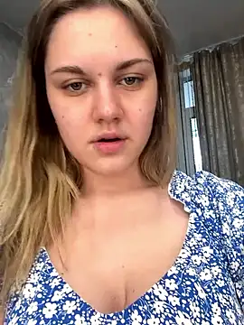 Snapshot of la_lisa_ chatting on 7, 6, 2026 la lisa online show from 7, 6, 2026