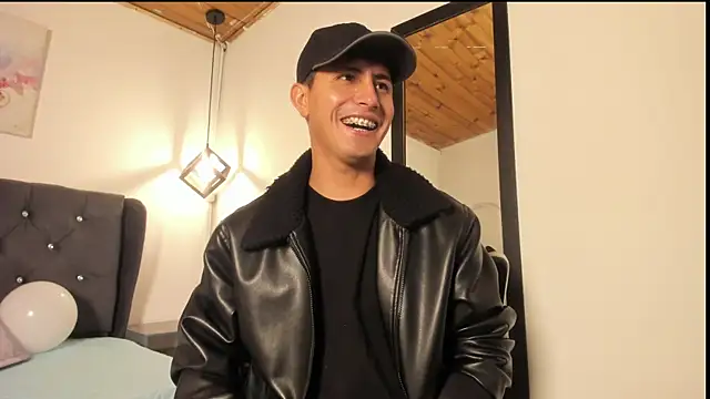 Snapshot of marcos_vieyra chatting on 8, 7, 2026 marcos vieyra online show from 8, 7, 2026