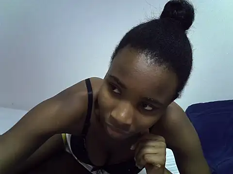 Snapshot of lee_shaz chatting on 23, 6, 2026 lee shaz online show from 23, 6, 2026