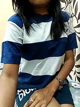 Snapshot of Shanaya_001 chatting on 30, 5, 2026 Shanaya 001 online show from 30, 5, 2026