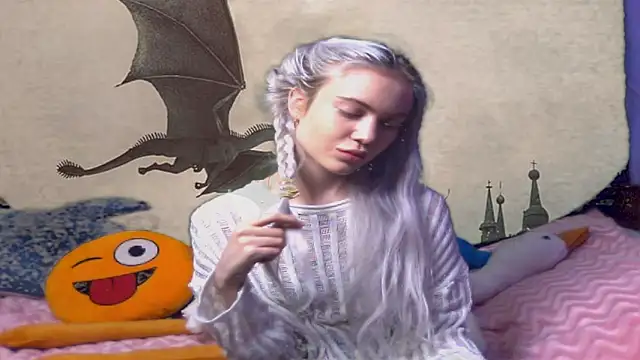 Snapshot of Freya_ice chatting on 2, 6, 2026 Freya ice online show from 2, 6, 2026
