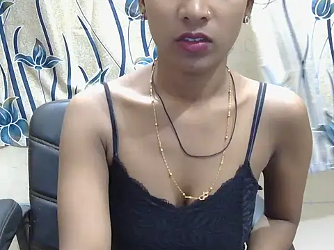 Snapshot of BabyQueen23 chatting on 2, 6, 2026 BabyQueen23 online show from 2, 6, 2026