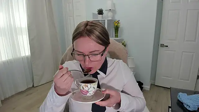 Vika73 online show from 13, 3, 2025