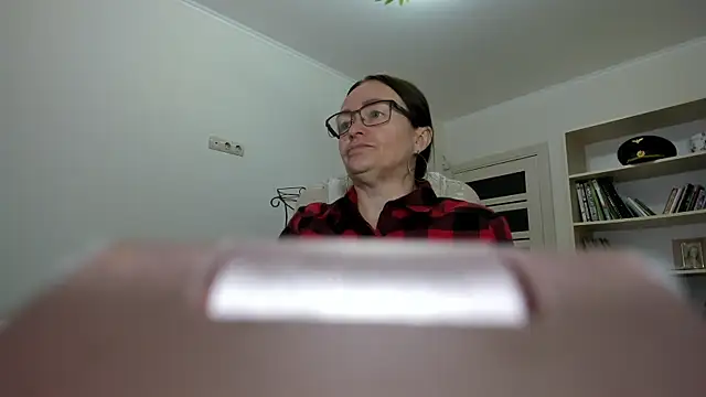 Vika73 online show from 8, 11, 2025