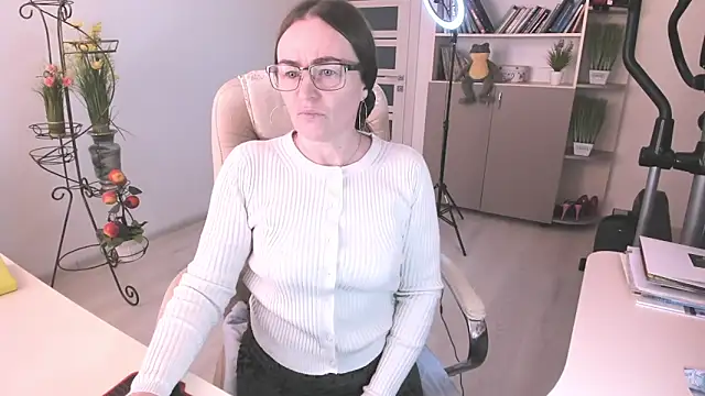 Vika73 online show from 1, 2, 2026