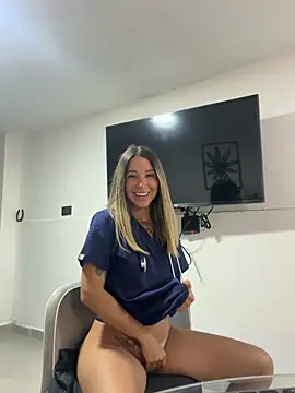 Snapshot of SabrinaCris chatting on 21, 5, 2026 SabrinaCris online show from 21, 5, 2026
