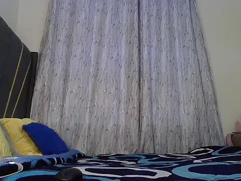 Snapshot of Fl0wrs_ chatting on 29, 5, 2026 Fl0wrs online show from 29, 5, 2026