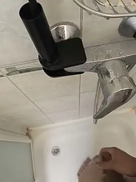 Snapshot of hernyo13 chatting on 5, 6, 2026 hernyo13 online show from 5, 6, 2026