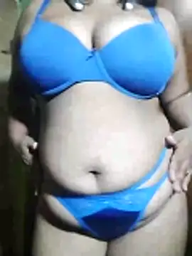 Snapshot of Bustylady90 chatting on 30, 6, 2026 Bustylady90 online show from 30, 6, 2026