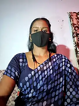 Snapshot of madhushree143 chatting on 10, 7, 2026 madhushree143 online show from 10, 7, 2026