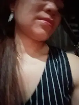 Snapshot of lya_sexyy chatting on 27, 6, 2026 lya sexyy online show from 27, 6, 2026
