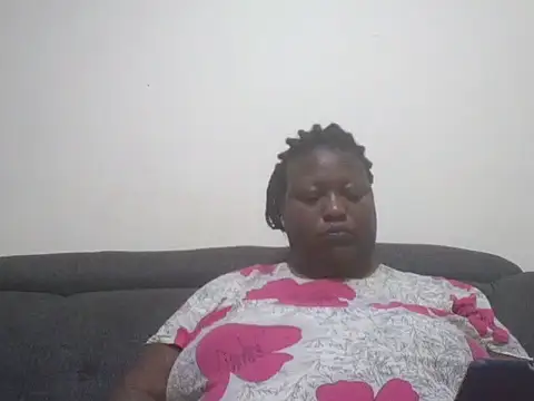 Snapshot of fat_ebonyqueen chatting on 5, 6, 2026 fat ebonyqueen online show from 5, 6, 2026