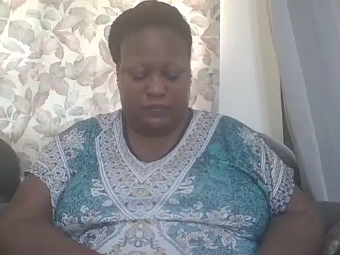 Snapshot of fat_ebonyqueen chatting on 29, 6, 2026 fat ebonyqueen online show from 29, 6, 2026