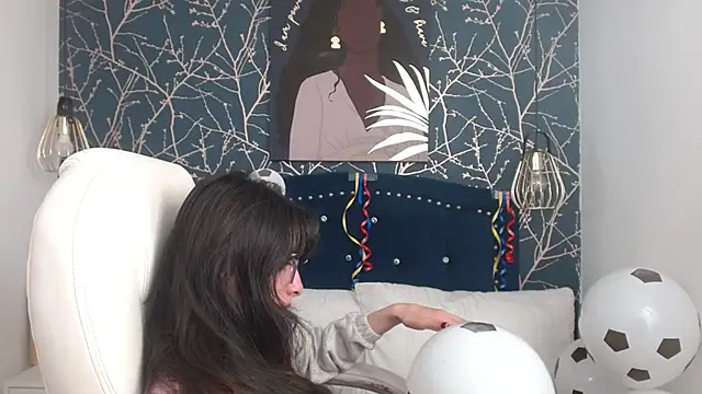 Allyshon  online show from 12, 6, 2026