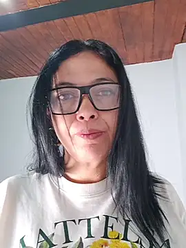 Snapshot of Scarlett_Valnyx chatting on 27, 5, 2026 Scarlett Valnyx online show from 27, 5, 2026