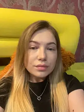 Snapshot of Adelin_aa chatting on 19, 5, 2026 Adelin aa online show from 19, 5, 2026
