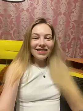 Snapshot of Adelin_aa chatting on 20, 5, 2026 Adelin aa online show from 20, 5, 2026