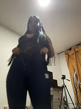 NoahJade online show from 5, 7, 2026