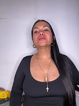 NoahJade online show from 19, 7, 2026