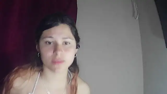 Snapshot of StarElii chatting on 18, 6, 2026 StarElii online show from 18, 6, 2026